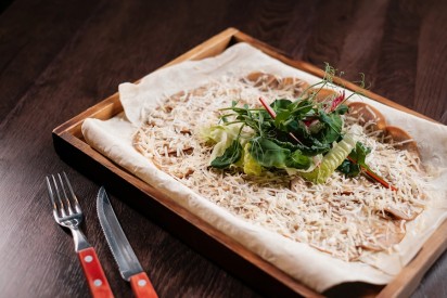 Карпаччо из копченого говяжьего языка